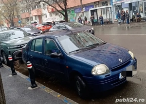 Vând Renault Clio 