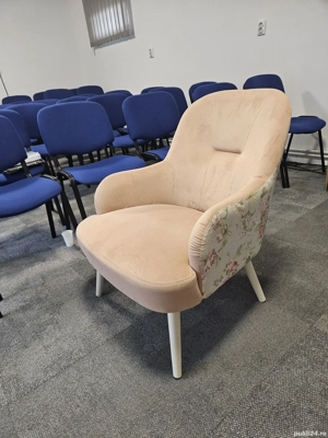 Canapele cu fotolii de vanzare