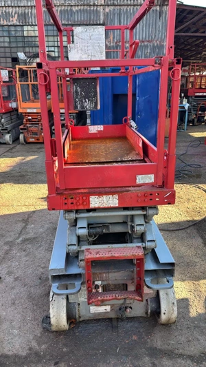 VAND   Inchiriez nacela electrica 8 metri - imagine 2