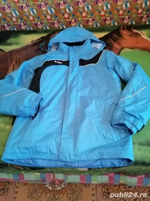 Vând 30 geci - 600 lei toate 