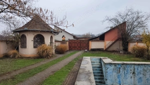 Imobil cu 3 case:C1 -3 nivele;C2-2nivele;C4-1 nivel;C3;C5;Piscina;Foisor - imagine 14