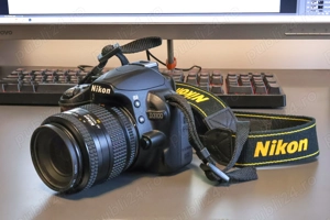 Nikon D 3100 si Nikon D 90