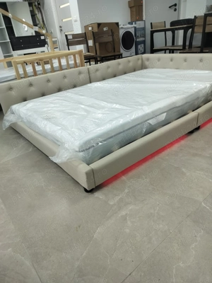 Super oferta  Pat camera de zi 140*200 fara saltea