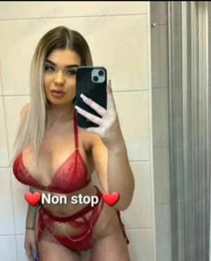 Non-stop la mine sau la Hotel