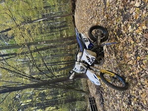 Husqvarna te300 2t stare buna de funcționare ore motor 85 aspect 9 5 10 mai multe detalii în privat  - imagine 5