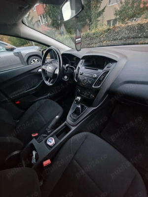 Ford Focus 1.5 Titanium - imagine 6