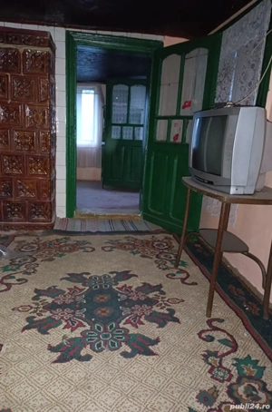 Vând casa s-au schimb  - imagine 4