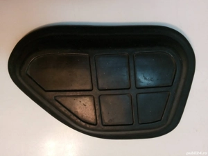 Capac vizitare amortizor stanga fata AUDI cod 8K0803593 - imagine 2