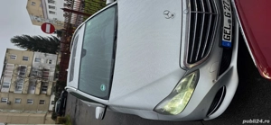 Vând Mercedes E Class