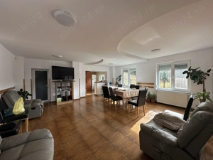 Agentia imobiliara VIGAFON vinde pensiune-casa de vacanta Predeal - imagine 2