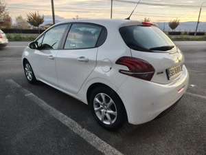 Peugeot 208 1.2 PureTech 2018 41000km - imagine 4