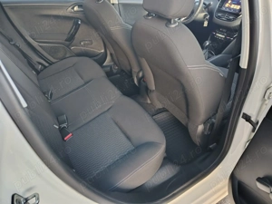 Peugeot 208 1.2 PureTech 2018 41000km - imagine 8