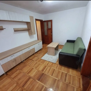 Vând apt.2 cam conf semidecomandat.bloc de 4etaje 