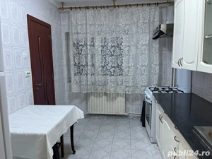 Inchiriez apartament 2 camere