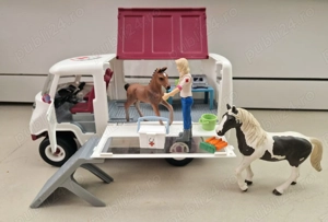 Cabinet veterinar mobil si accesorii Schleich