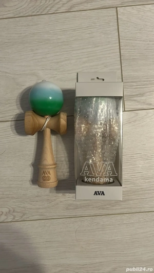 Kendama Ava cu cutie Grip foarte mare 