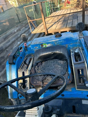 Se vinde Tractoraș Iseki tu220S  - imagine 3