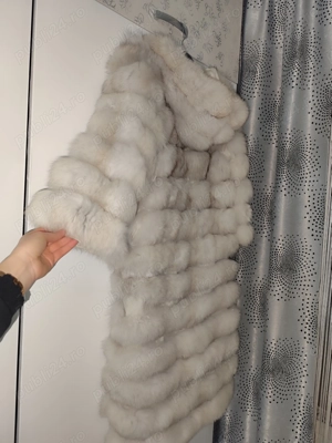 Vând haina de blana naturală 