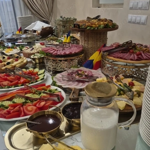 Bucatar cu experienta pentru Hotel & Restaurant 