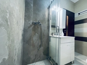 Apartament 3 camere zona Medicina, loc parcare - imagine 5