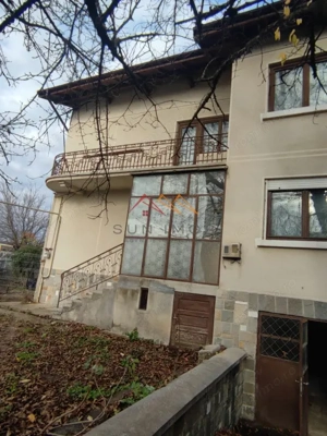 Casa D+P+E, an 1980, teren 285 m2, zona foarte buna, Campina, Prahova