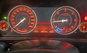 BMW 525 x Drive  - imagine 8