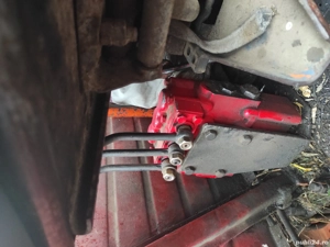 Tractor UTB 651 - imagine 3