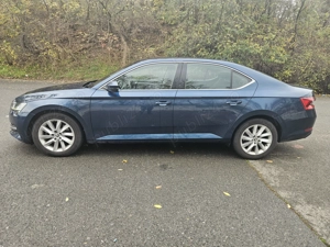 Skoda Superb 2.0 TDI DSG Ambition - imagine 2