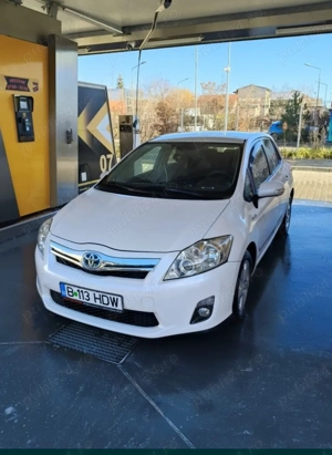 Toyota auris hibrid 2012 - imagine 6