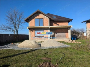 Adunatii Copaceni vila P+1 ,5 camere,suprafata 165 mp, teren 1300 mp