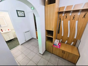 Vand apartament semidecomandat - imagine 4