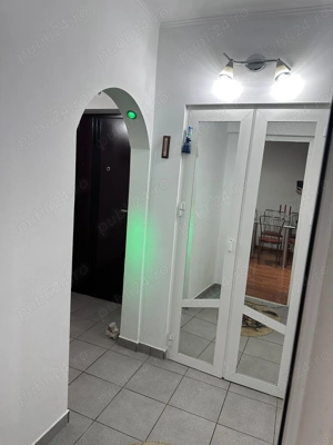 Vand apartament semidecomandat - imagine 10