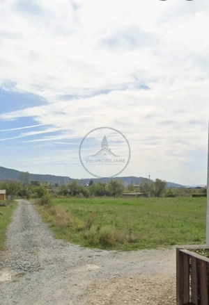 Teren  1400mp  zona Livezi