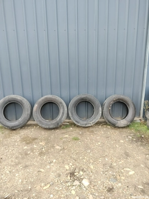 vand anvelope M+S 215/75R16C