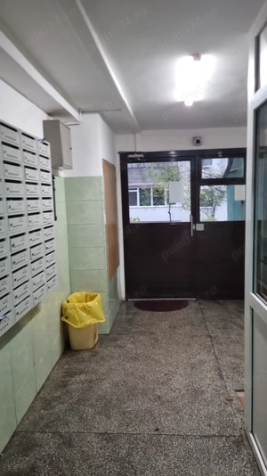 Militari , Piata Veteranilor  - imagine 9