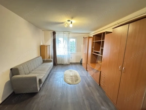 Garsoniera, etaj 1, centrala proprie pe str Fabricii