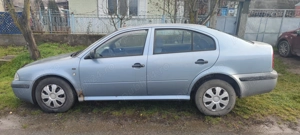 Skoda Octavia 1 an fabricatie 2003 - imagine 2