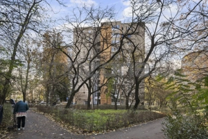 2 Camere, circular, 3/10, bloc Z, zonă foarte verde, metrou Favorit, Comision 0% - imagine 18