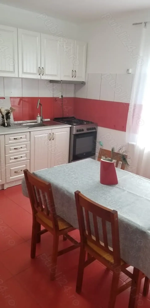 Casa Stupini complet mobilata, curte proprie cu foisor - imagine 8