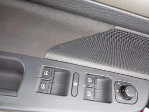 VW Golf  67.000 km - imagine 5