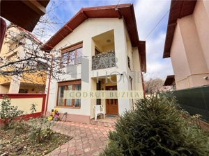 Inchiriere casa 5 camere,  Ploiesti,  zona Bd. Castanilor