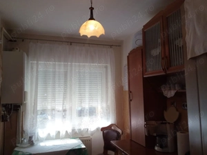 Vand apartament 2 camere, str.Prahova,zona Spitalul Judetean I. - imagine 8