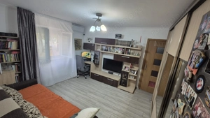 2 Camere Piata Resita cu Loc de parcare