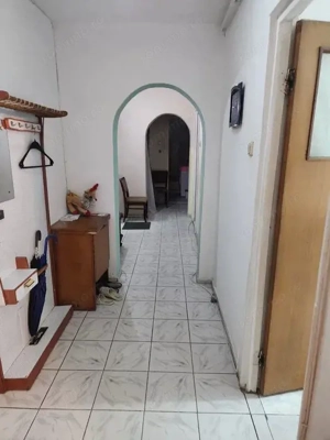 Vanzare 3 camere Titan-2 bai, centrala, bloc 1980, 5 min metrou 1 Decembrie - imagine 5