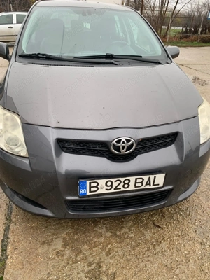 De vanzare TOYOTA AURIS în stare bună de funcționare