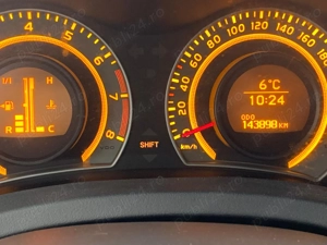 De vanzare TOYOTA AURIS în stare bună de funcționare