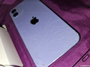 Vand IPhone 12 citiți descrierea 