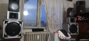 Statie cu mixer behringer pmp2000d 14-channel si boxe behringer b212 ambele noi doar probate