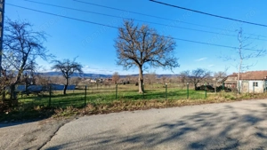 Teren de vânzare – 2.550 mp, poziție excelentă, Stâlpeni (zona centrală), jud AG - imagine 9