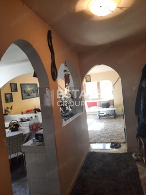 Apartament 3 camere, decomandat, parter - imagine 5
